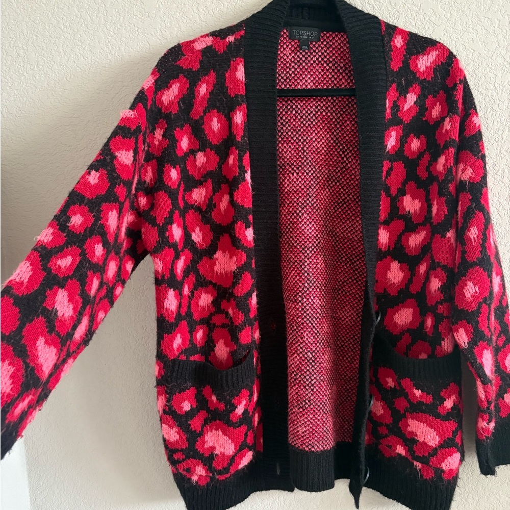 TOPSHOP Leopard Red Print Cardigan Size: US 8